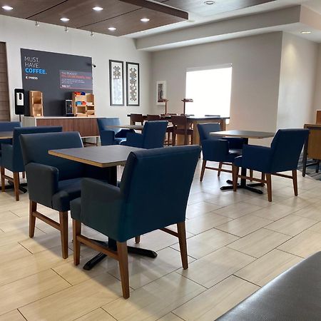 Holiday Inn Express - Eunice By Ihg Bagian luar foto