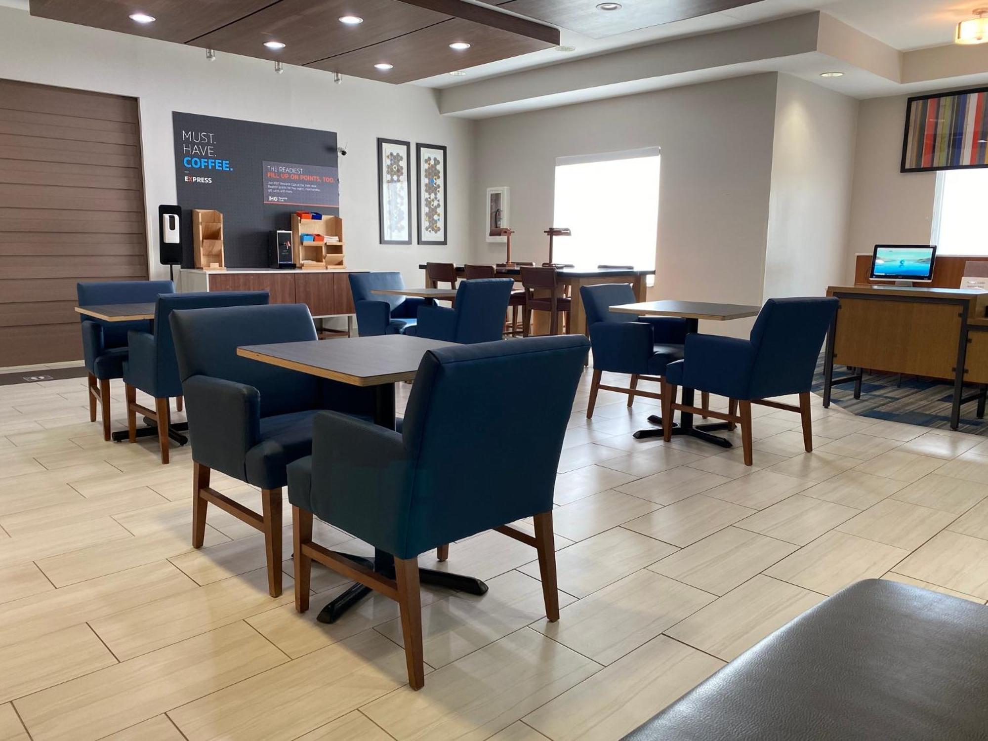 Holiday Inn Express - Eunice By Ihg Bagian luar foto
